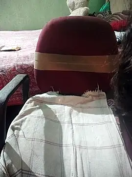 Snapshot of Ralisha_Rani chatting on October 2025 03:12:01 PM Ralisha Rani online show from October 2025 03:12:01 PM