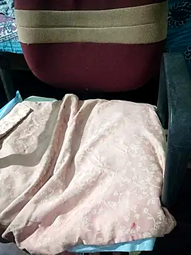 Snapshot of Ralisha_Rani chatting on November 2025 02:13:01 PM Ralisha Rani online show from November 2025 02:13:01 PM