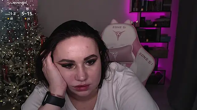 Snapshot of SexyWitch_666 chatting on December 2024 11:42:01 PM SexyWitch 666 online show from December 2024 11:42:01 PM