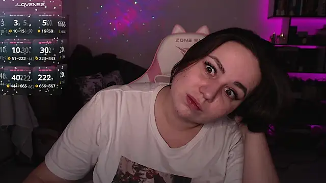 Snapshot of SexyWitch_666 chatting on January 2025 02:56:02 PM SexyWitch 666 online show from January 2025 02:56:02 PM