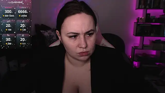 Snapshot of SexyWitch_666 chatting on January 2025 11:23:02 AM SexyWitch 666 online show from January 2025 11:23:02 AM