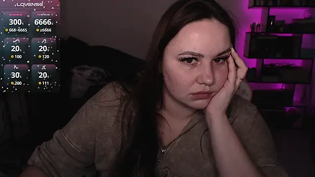 Snapshot of SexyWitch_666 chatting on January 2025 02:04:01 PM SexyWitch 666 online show from January 2025 02:04:01 PM