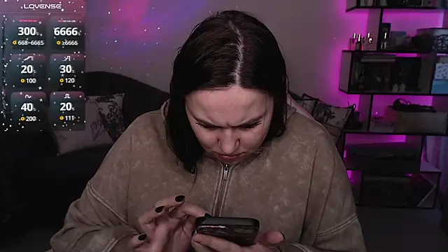 Snapshot of SexyWitch_666 chatting on February 2025 06:55:01 AM SexyWitch 666 online show from February 2025 06:55:01 AM