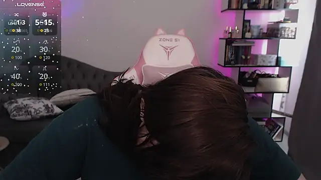 Snapshot of SexyWitch_666 chatting on March 2025 01:40:01 PM SexyWitch 666 online show from March 2025 01:40:01 PM