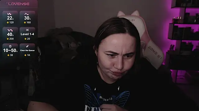 Snapshot of SexyWitch_666 chatting on October 2025 05:28:01 PM SexyWitch 666 online show from October 2025 05:28:01 PM