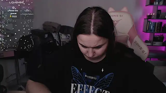 Snapshot of SexyWitch_666 chatting on November 2025 07:55:02 AM SexyWitch 666 online show from November 2025 07:55:02 AM