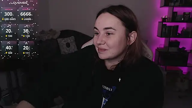 Snapshot of SexyWitch_666 chatting on November 2025 06:48:01 AM SexyWitch 666 online show from November 2025 06:48:01 AM