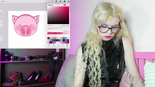 Snapshot of MisssLola chatting on February 2025 02:02:01 PM MisssLola online show from February 2025 02:02:01 PM