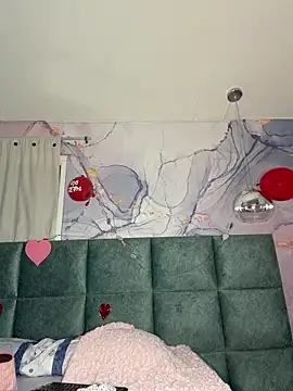 kiim taaylor online show from February 2026 11:39:02 AM