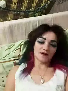 Snapshot of SweetLeila40 chatting on January 2025 11:06:02 PM SweetLeila40 online show from January 2025 11:06:02 PM