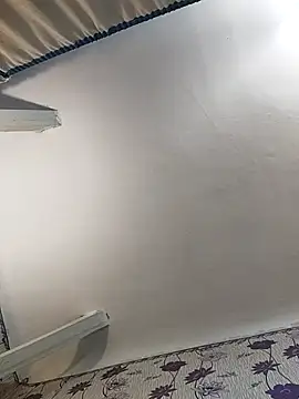 Snapshot of SweetLeila40 chatting on February 2025 09:11:02 PM SweetLeila40 online show from February 2025 09:11:02 PM