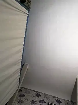 Snapshot of SweetLeila40 chatting on March 2025 12:10:02 AM SweetLeila40 online show from March 2025 12:10:02 AM