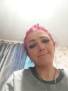 SweetLeila40 online show from May 2026 11:44:02 PM