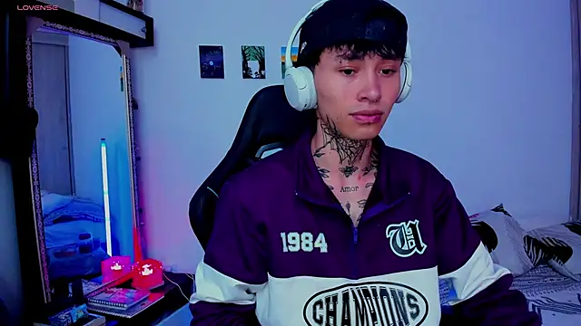 juniior 2311  online show from March 2026 03:52:01 PM