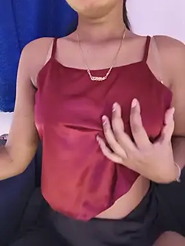 yhona darling online show from May 2026 01:50:02 PM