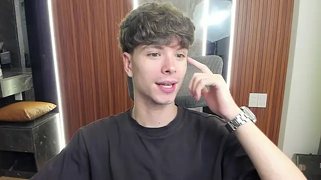 calvin love you online show from April 2026 05:06:02 PM
