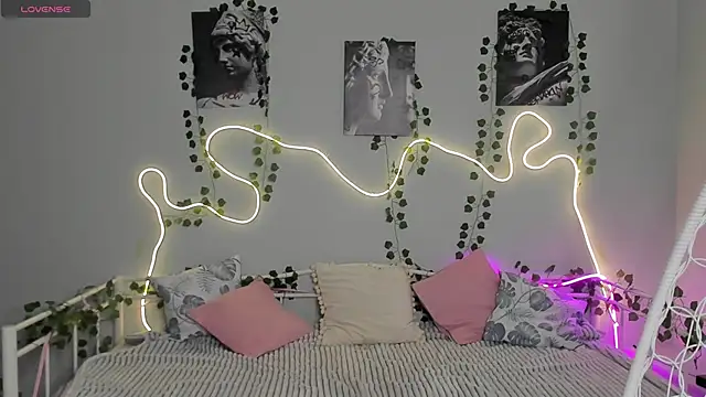 Snapshot of Melissa_babs chatting on January 2025 02:04:02 AM Melissa babs online show from January 2025 02:04:02 AM