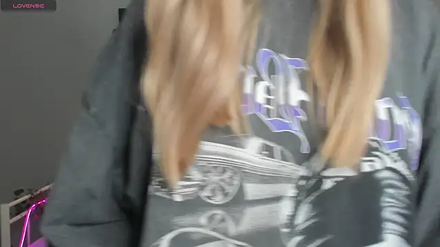 Snapshot of Melissa_babs chatting on January 2025 09:10:02 AM Melissa babs online show from January 2025 09:10:02 AM