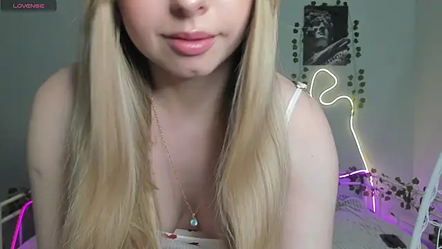 Snapshot of Melissa_babs chatting on February 2025 05:28:02 AM Melissa babs online show from February 2025 05:28:02 AM