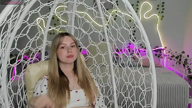 Snapshot of Melissa_babs chatting on February 2025 05:30:02 AM Melissa babs online show from February 2025 05:30:02 AM