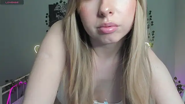 Snapshot of Melissa_babs chatting on March 2025 08:09:01 AM Melissa babs online show from March 2025 08:09:01 AM