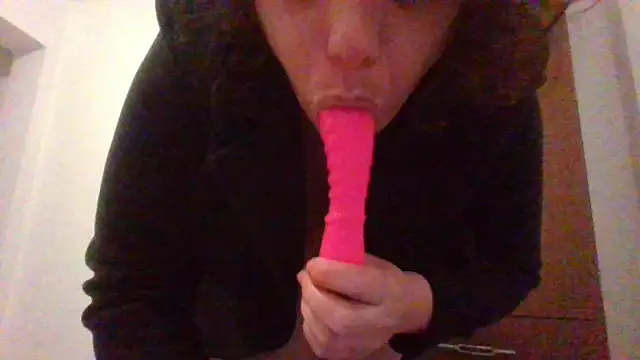 Snapshot of maria38xxx chatting on December 2024 10:19:02 AM maria38xxx online show from December 2024 10:19:02 AM