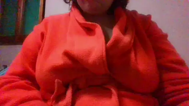 Snapshot of maria38xxx chatting on December 2024 11:22:01 PM maria38xxx online show from December 2024 11:22:01 PM