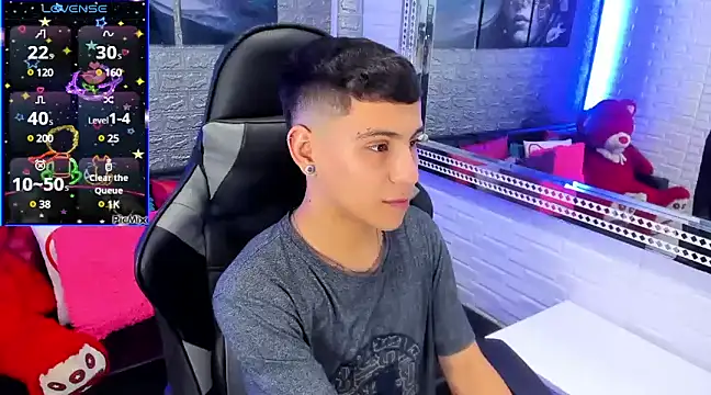 Snapshot of salvadorgomezx chatting on December 2024 09:39:02 PM salvadorgomezx online show from December 2024 09:39:02 PM