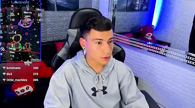 Snapshot of salvadorgomezx chatting on December 2024 08:18:01 AM salvadorgomezx online show from December 2024 08:18:01 AM