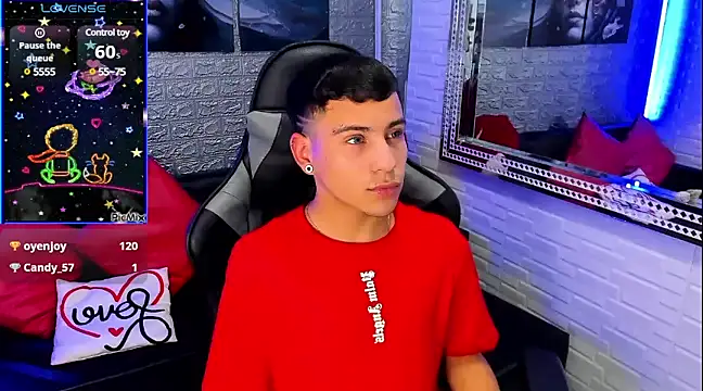 Snapshot of salvadorgomezx chatting on January 2025 06:52:01 AM salvadorgomezx online show from January 2025 06:52:01 AM