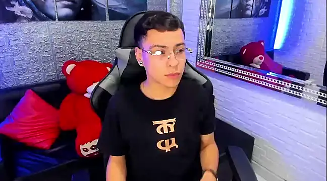 Snapshot of salvadorgomezx chatting on January 2025 01:13:01 PM salvadorgomezx online show from January 2025 01:13:01 PM