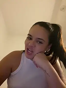 rebeccaareys online show from March 2025 12:09:02 AM