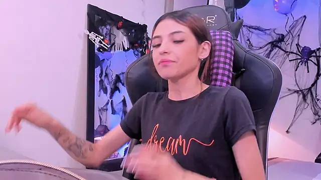 Snapshot of sofiarouge chatting on October 2025 07:55:02 PM sofiarouge online show from October 2025 07:55:02 PM