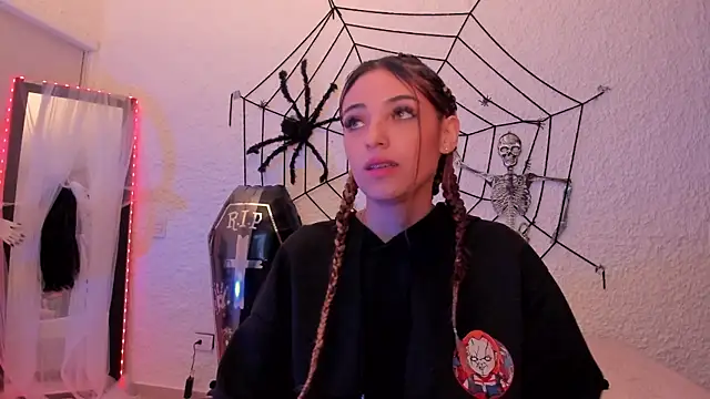 Snapshot of sofiarouge chatting on October 2025 07:51:02 AM sofiarouge online show from October 2025 07:51:02 AM