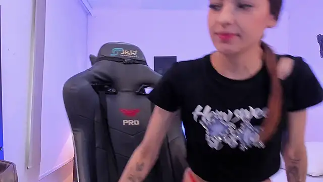 Snapshot of sofiarouge chatting on November 2025 08:09:01 PM sofiarouge online show from November 2025 08:09:01 PM