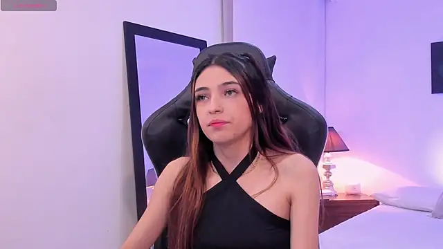 Snapshot of sofiarouge chatting on November 2025 07:35:01 PM sofiarouge online show from November 2025 07:35:01 PM