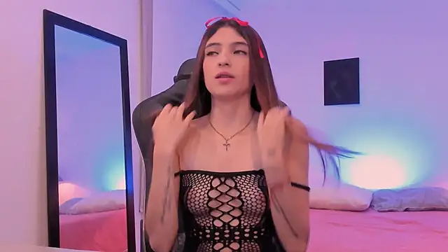 Snapshot of sofiarouge chatting on November 2025 08:07:02 PM sofiarouge online show from November 2025 08:07:02 PM