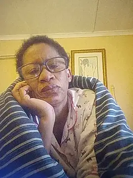 bustybillies online show from May 2026 05:01:02 AM