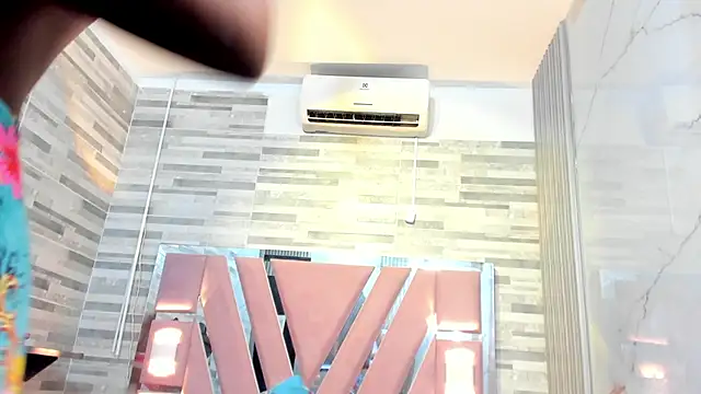 ebony march online show from November 2025 06:33:02 PM