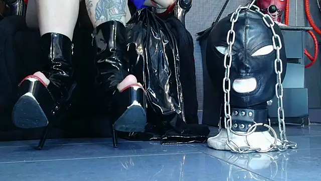 Snapshot of LusstCruella chatting on March 2025 05:31:01 PM LusstCruella online show from March 2025 05:31:01 PM