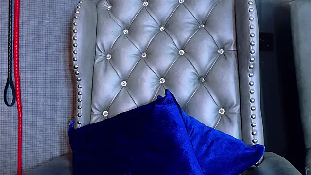 Snapshot of LusstCruella chatting on October 2025 06:38:02 PM LusstCruella online show from October 2025 06:38:02 PM