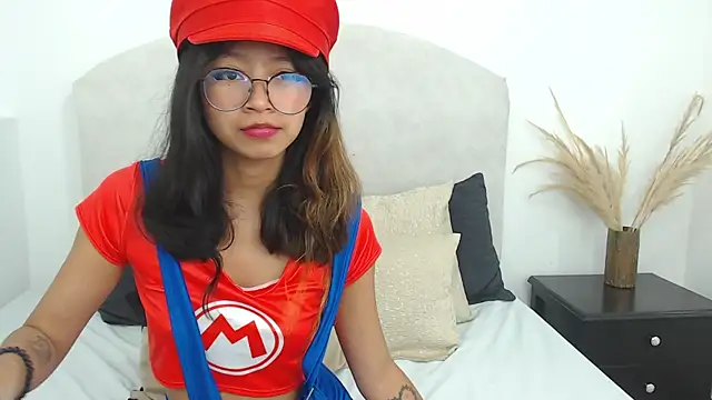 Yommi Winx online show from February 2025 12:17:01 AM