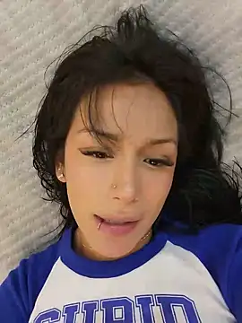 Snapshot of Lau1127 chatting on May 2026 11:36:01 PM Lau1127 online show from May 2026 11:36:01 PM