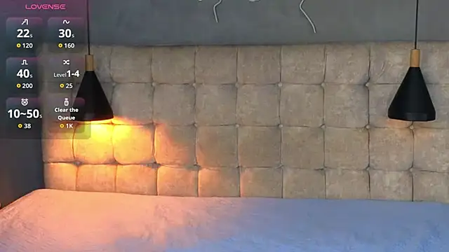 Laia and Aloby online show from January 2026 10:02:01 PM