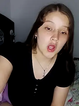 Krysstal tay online show from February 2025 10:26:01 PM