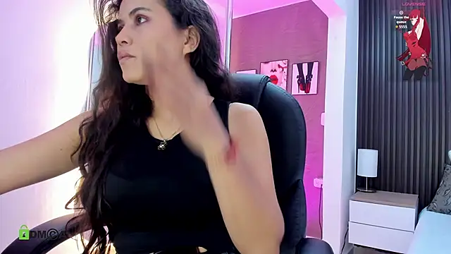 natasha  jackson online show from November 2025 12:40:02 PM