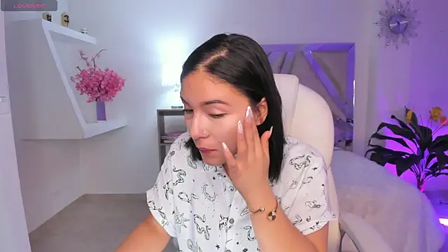 kendaall jenner  online show from January 2025 01:19:01 AM