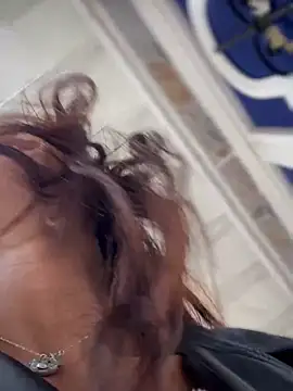 Nikol Rang   online show from September 2025 07:38:01 PM