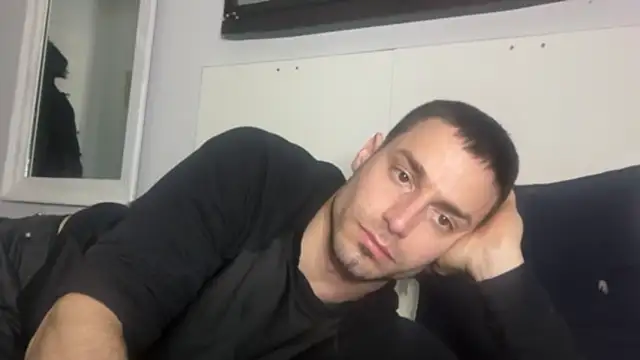 hot shot 13 online show from November 2025 08:14:01 PM