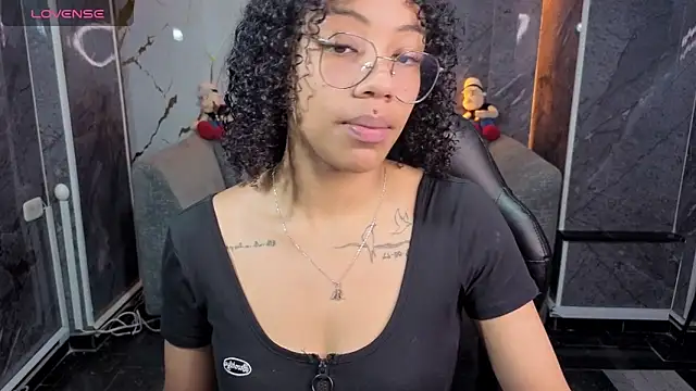 Violeth b online show from April 2026 01:23:01 PM